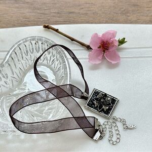 VCLM Exclusive Nordstrom Floral Pendant Lace Choker